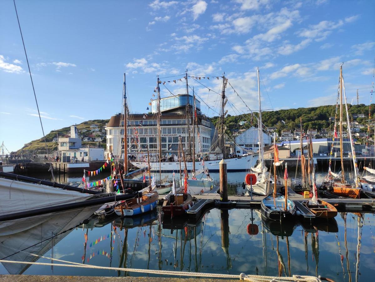 Le Reflet Des Voiles Face Au Port De Fecamp Leilighet Eksteriør bilde